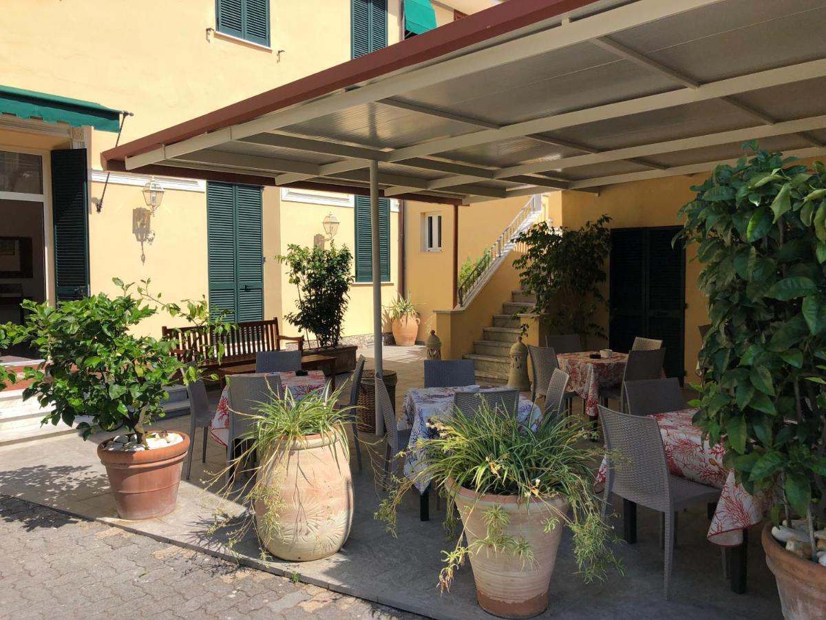 Hotel Verdesolemare Marina di Pietrasanta Dış mekan fotoğraf