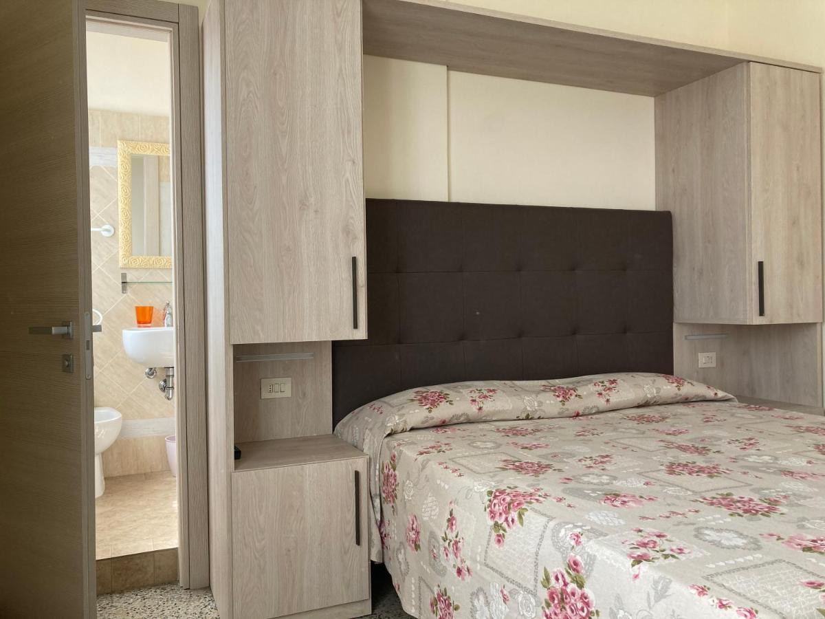 Hotel Verdesolemare Marina di Pietrasanta Dış mekan fotoğraf