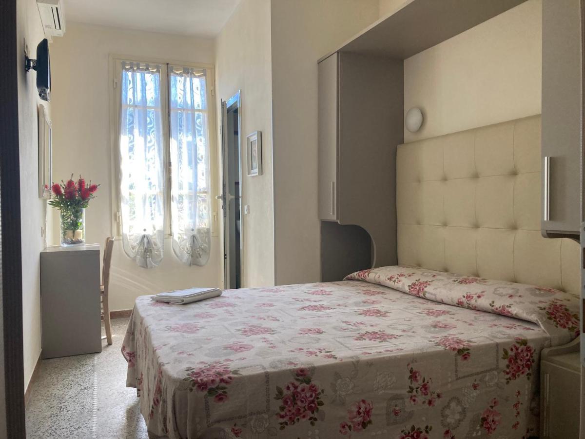 Hotel Verdesolemare Marina di Pietrasanta Dış mekan fotoğraf