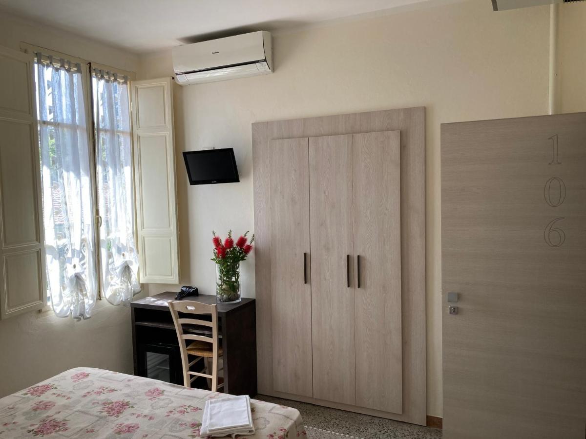 Hotel Verdesolemare Marina di Pietrasanta Dış mekan fotoğraf