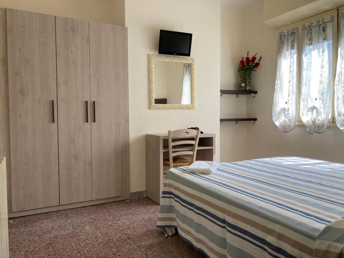 Hotel Verdesolemare Marina di Pietrasanta Dış mekan fotoğraf