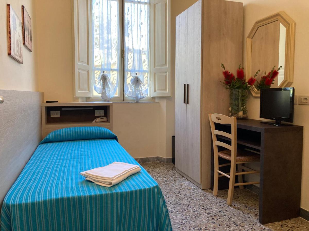 Hotel Verdesolemare Marina di Pietrasanta Dış mekan fotoğraf