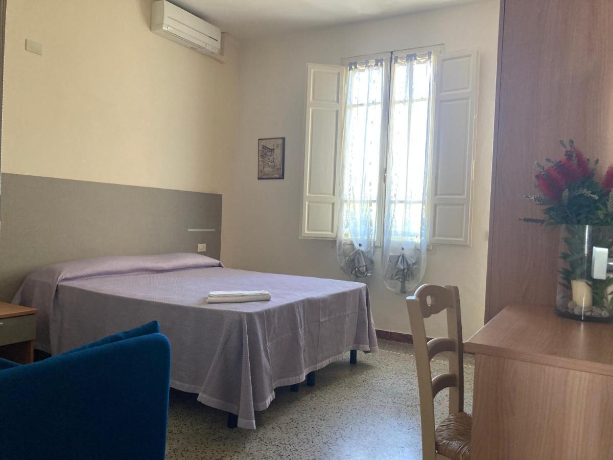 Hotel Verdesolemare Marina di Pietrasanta Dış mekan fotoğraf